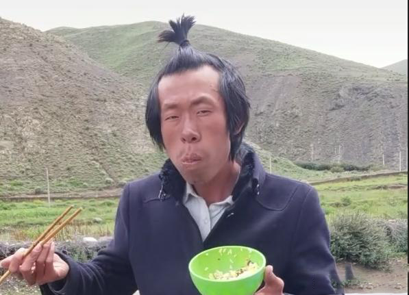 江西驴哥，从无业游民到徒步去西藏成大网红！
