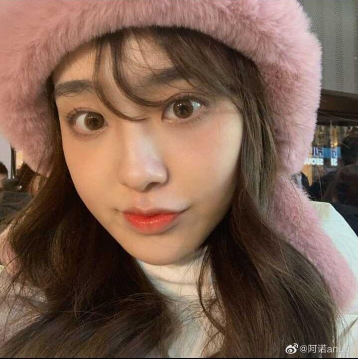百万网红阿诺发微博称与小爱豆秘密恋爱遭冷暴力分手