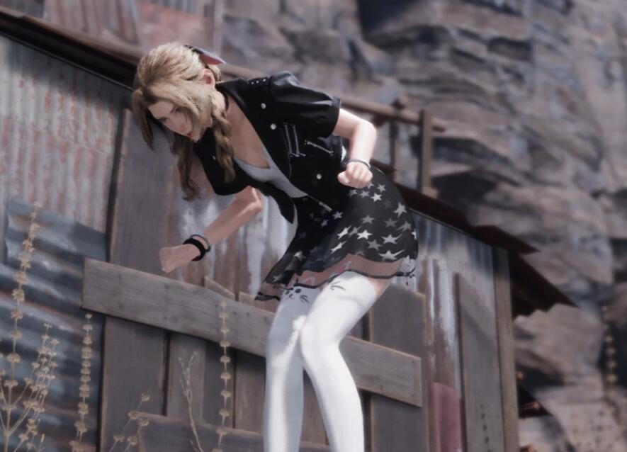 《最終幻想7:重制版》愛麗絲星空裙MOD