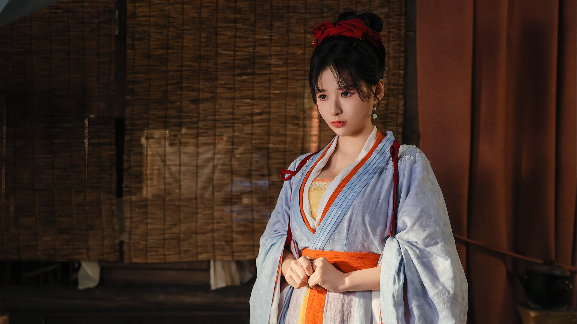 美女，請別影響我成仙壁紙