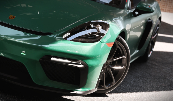 《赛博朋克2077》保时捷 718 Cayman GT4 MOD