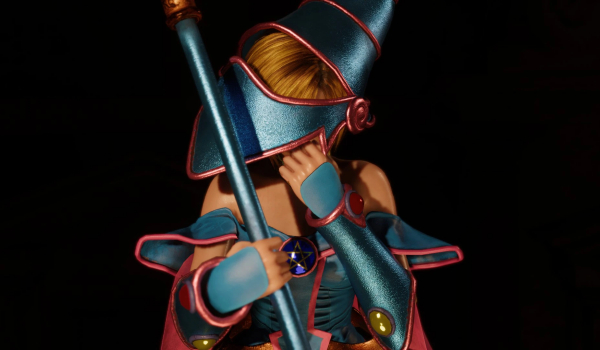 《最终幻想7:重生》尤菲黑魔导女孩套装MOD