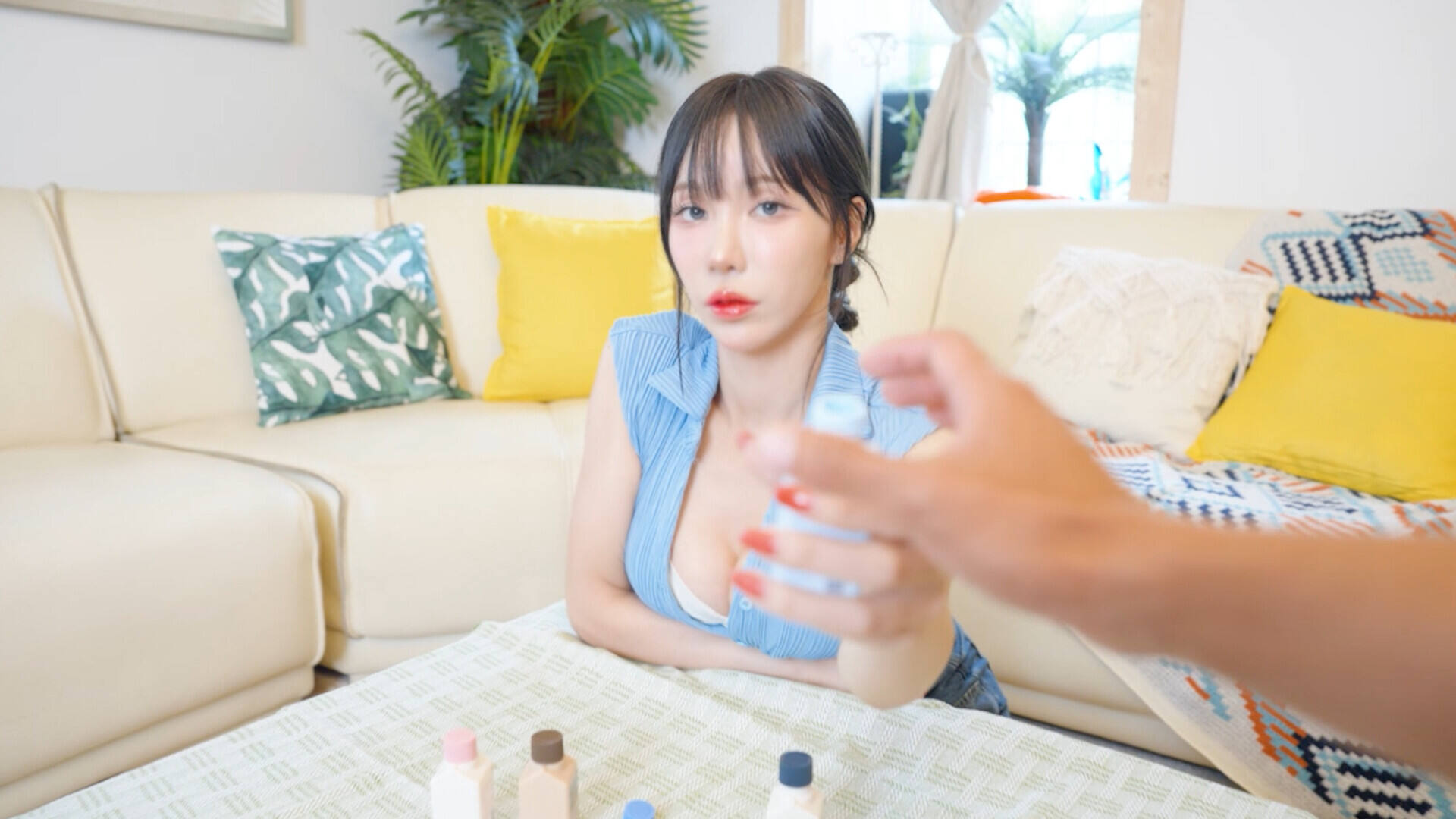 哦莫！美女们的闪婚修罗场壁纸
