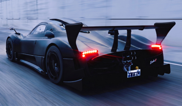 《赛博朋克2077》帕加尼Zonda R 2011 全碳纤维版MOD